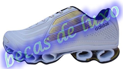 Tênis Adidas Titan Branco e Ouro